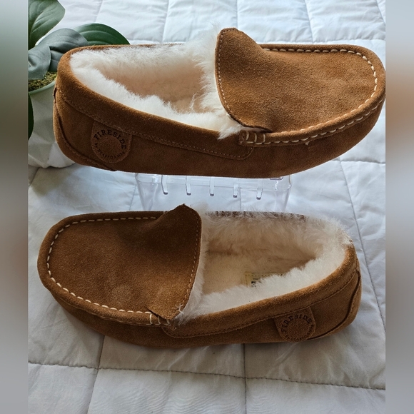 Fireside by Dearfoams Shoes - Fireside By Dearfoams Women's Mel Genuine Shearling Moccasin Slipper Size 7